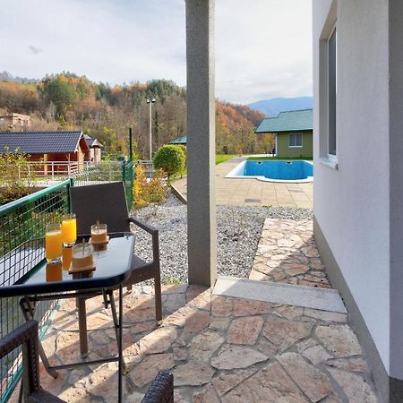 Forest Lodges Konjic Ngoại thất bức ảnh