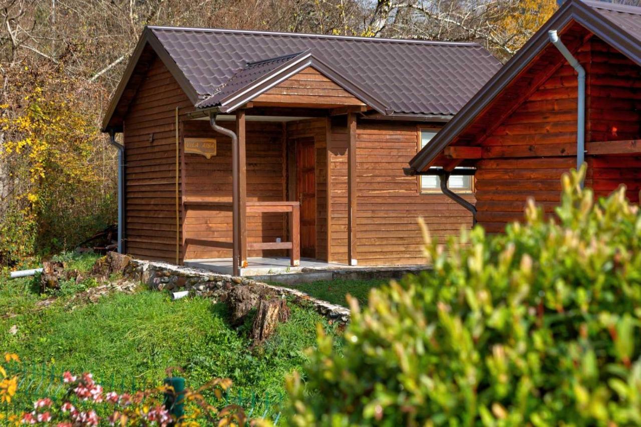 Forest Lodges Konjic Ngoại thất bức ảnh