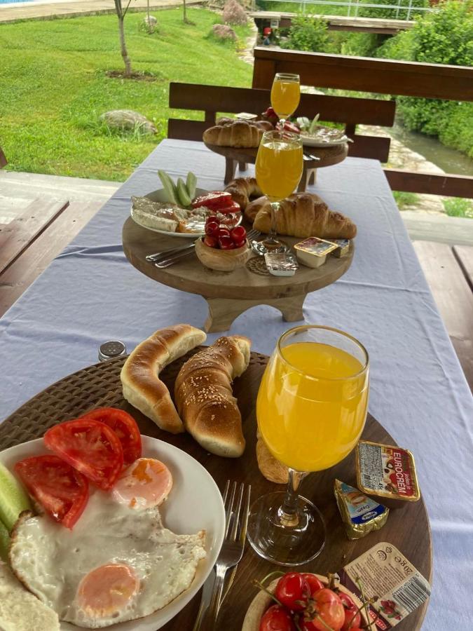 Forest Lodges Konjic Ngoại thất bức ảnh